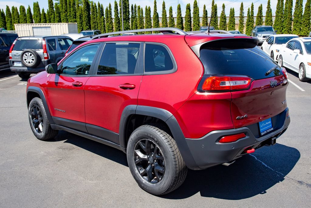 Used 2017 Jeep Cherokee Trailhawk AWD/4WD image 10