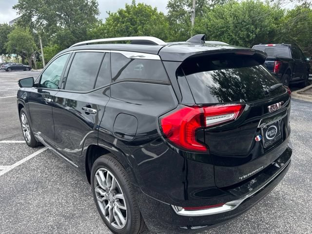 Used 2022 GMC Terrain Denali w/ LPO, Floor Liner Package AWD/4WD image 6