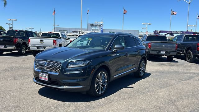Used 2022 Lincoln Nautilus Reserve w/ Equipment Group 201A AWD/4WD image 8