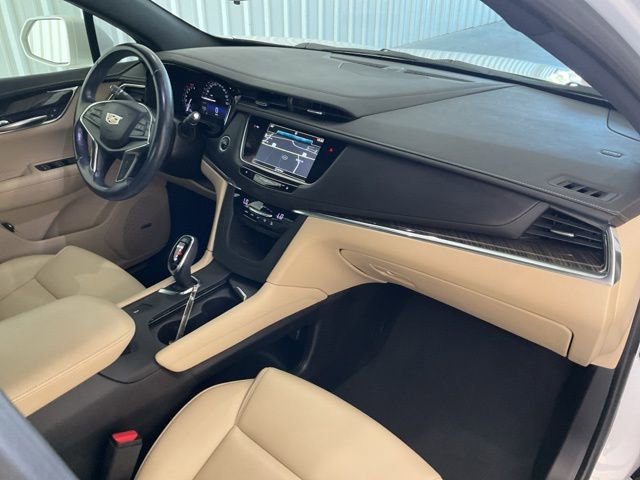 Used 2019 Cadillac XT5 FWD image 22