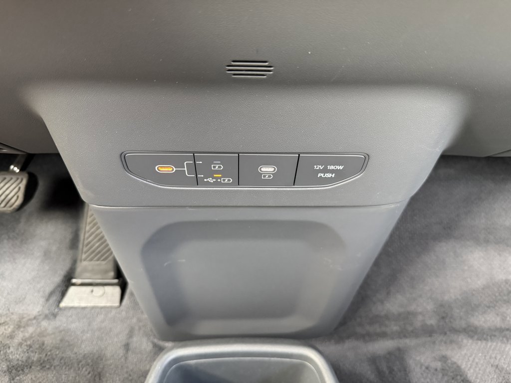 Used 2025 Kia EV9 Wind image 22