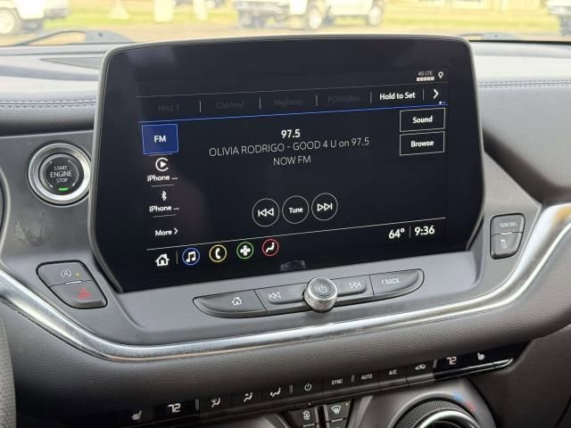 Used 2025 Chevrolet Blazer LT AWD/4WD image 22