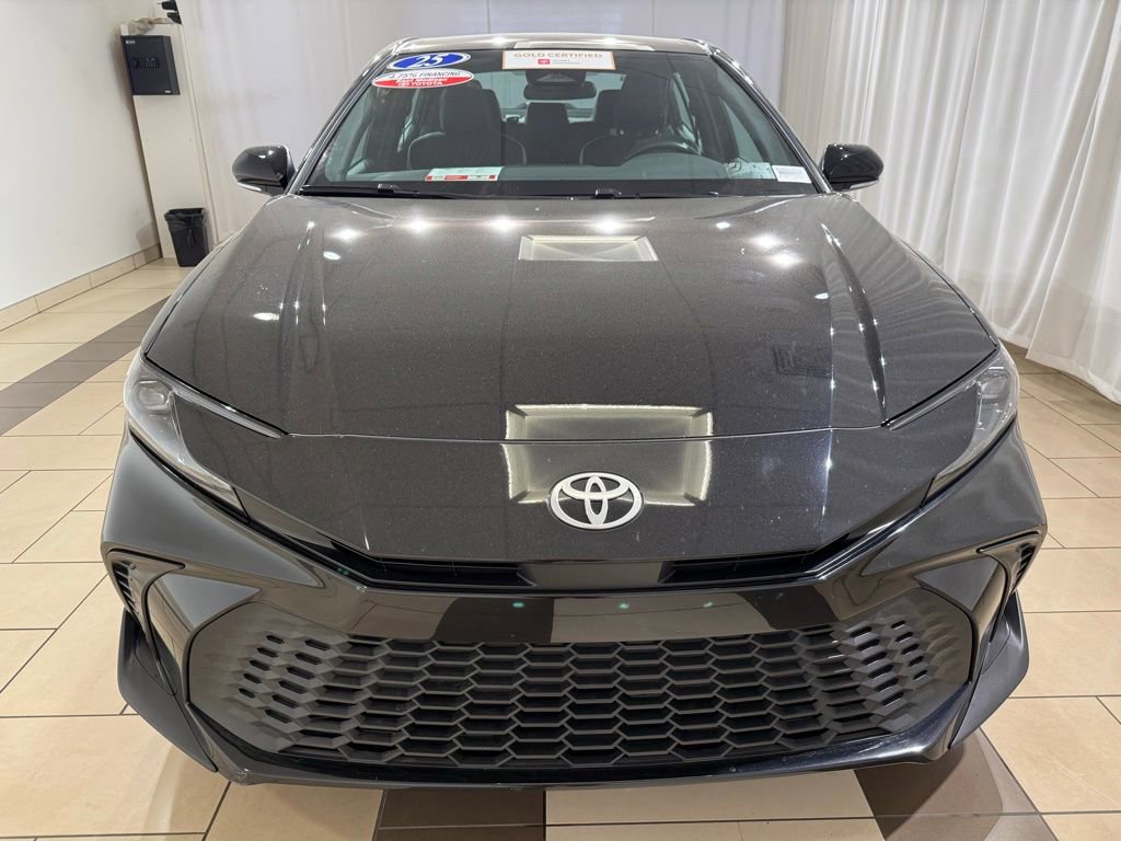 Certified 2025 Toyota Camry SE FWD image 8