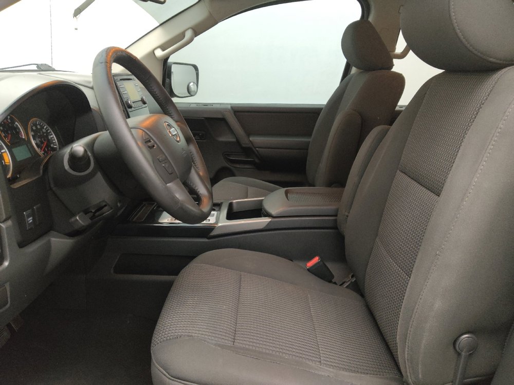 Used 2014 Nissan Titan SV w/ SV Value Truck Package RWD image 17