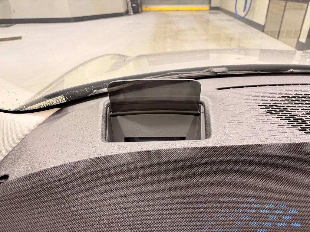 Used 2025 MINI Cooper 2-Door Hardtop image 15