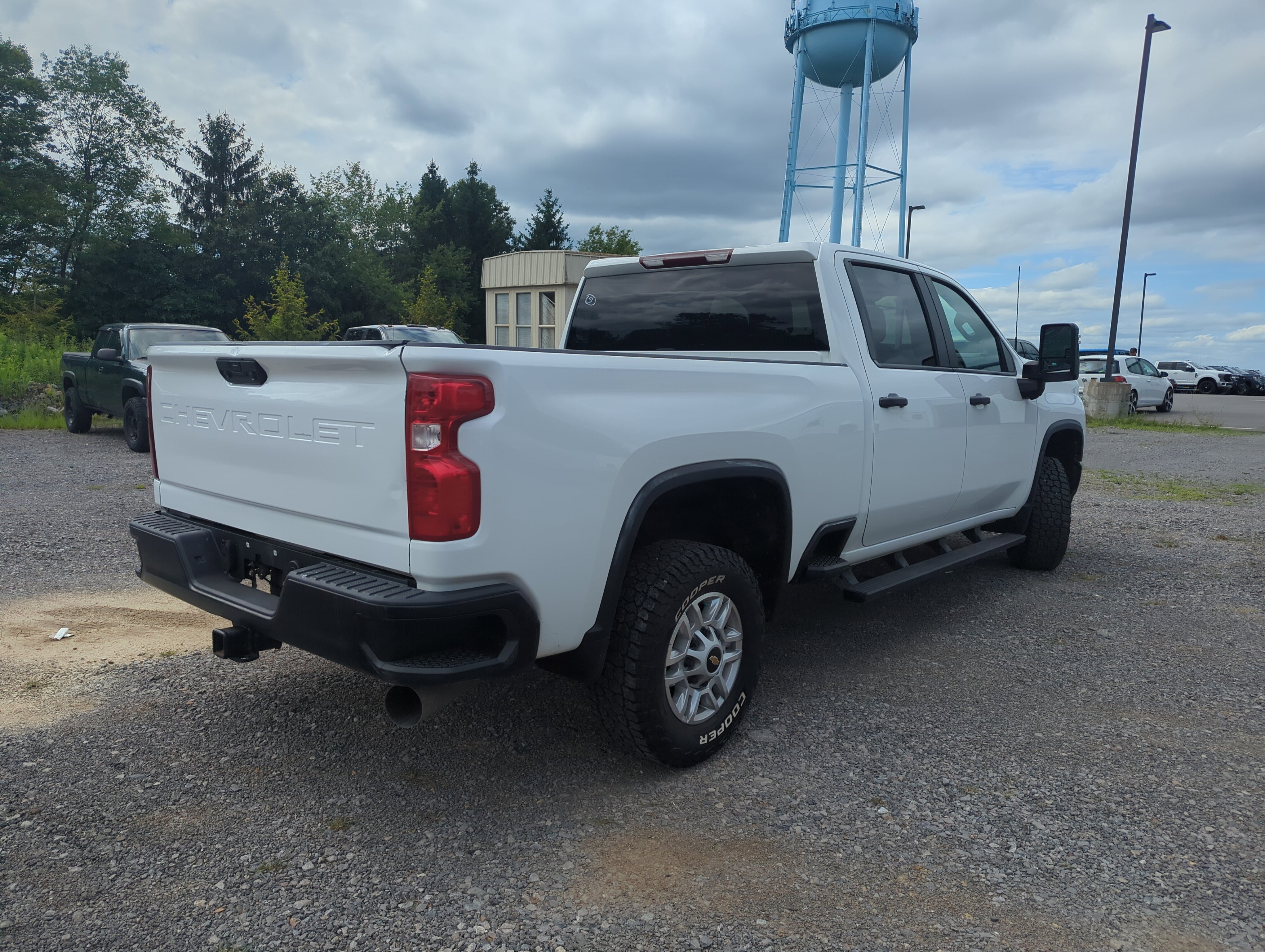 Used 2021 Chevrolet Silverado 2500 W/T w/ WT Convenience Package image 3