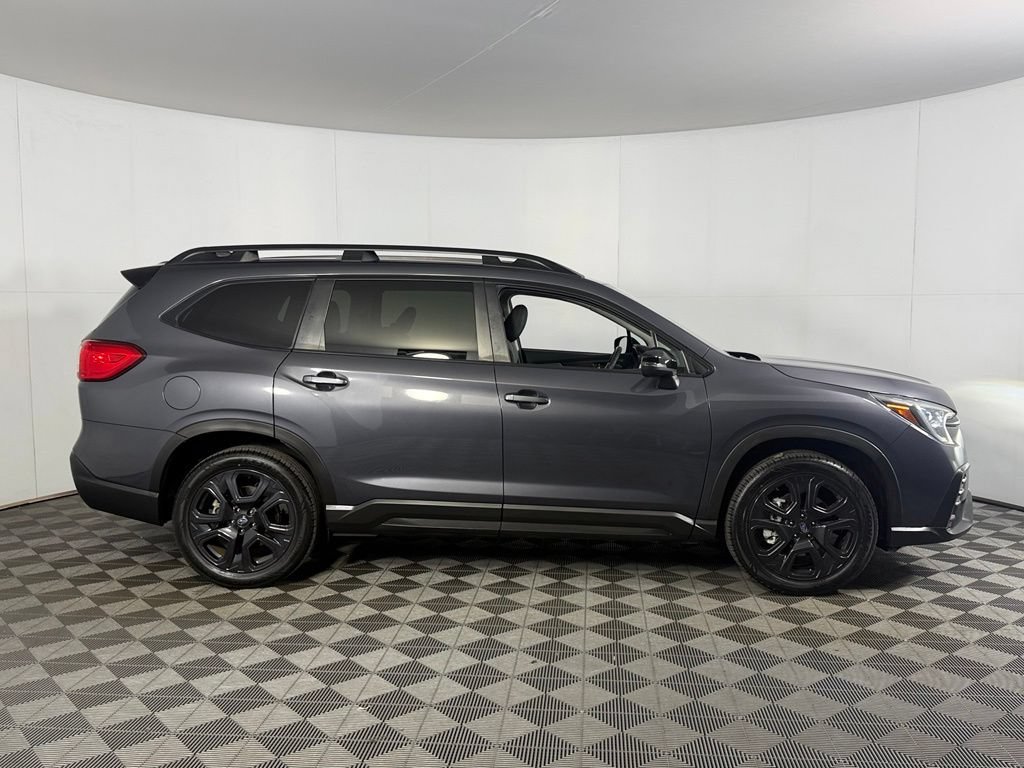 Used 2023 Subaru Ascent Onyx Edition AWD/4WD image 7
