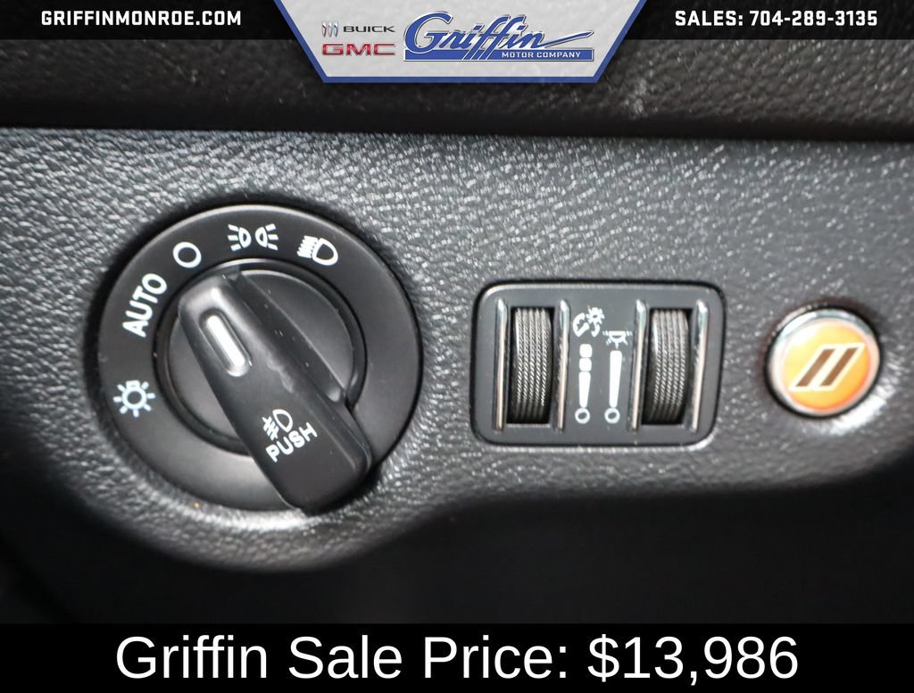 Used 2016 Dodge Challenger R/T Plus RWD image 26