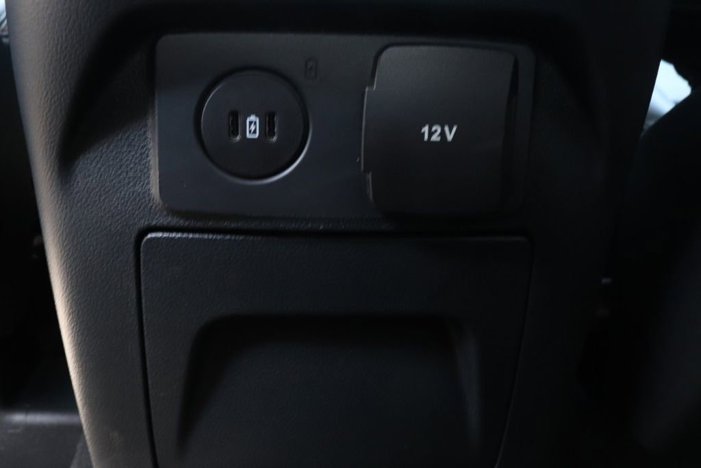 New 2026 Ford Explorer Active w/ Active Comfort Package image 18