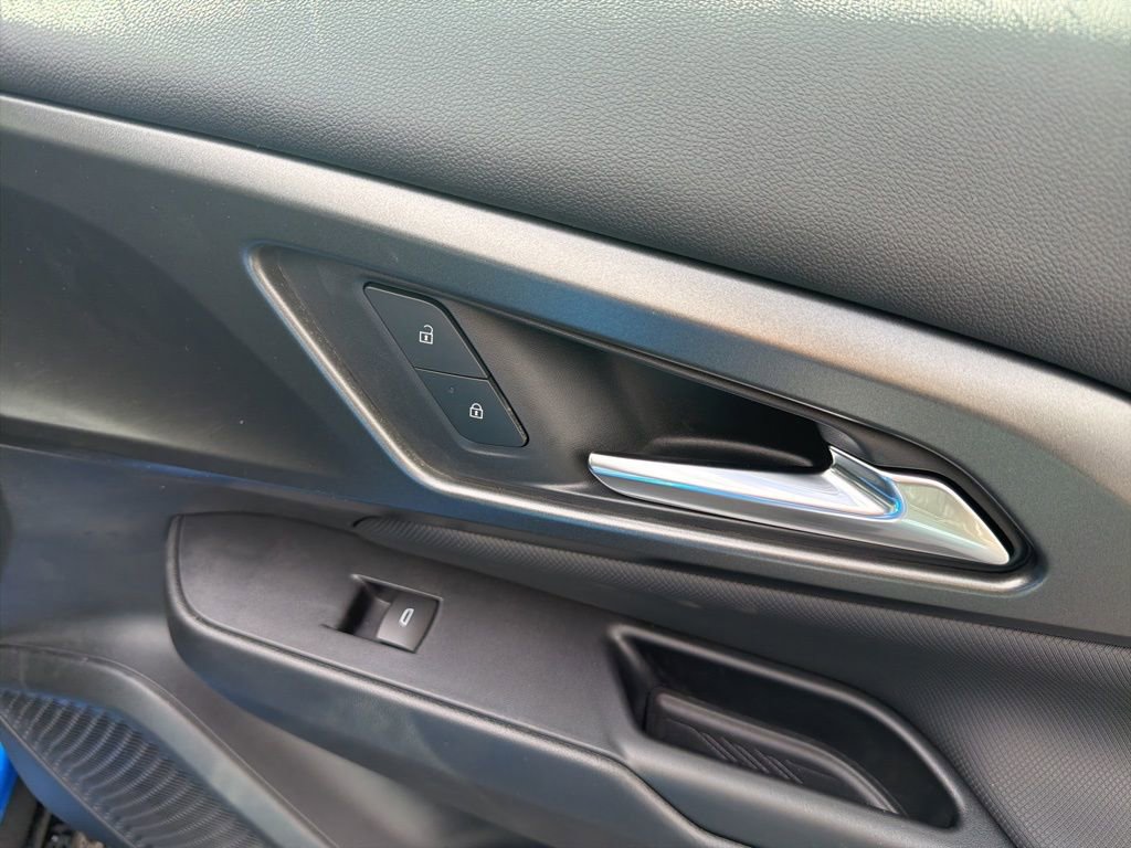 New 2026 Chevrolet Equinox EV LT image 26