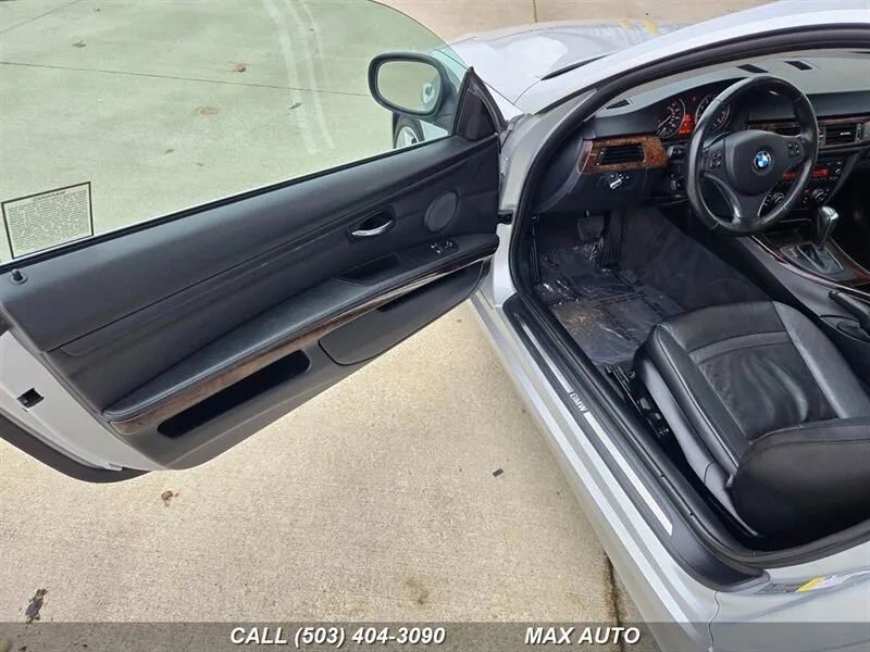 Used 2012 BMW 335i Coupe image 10