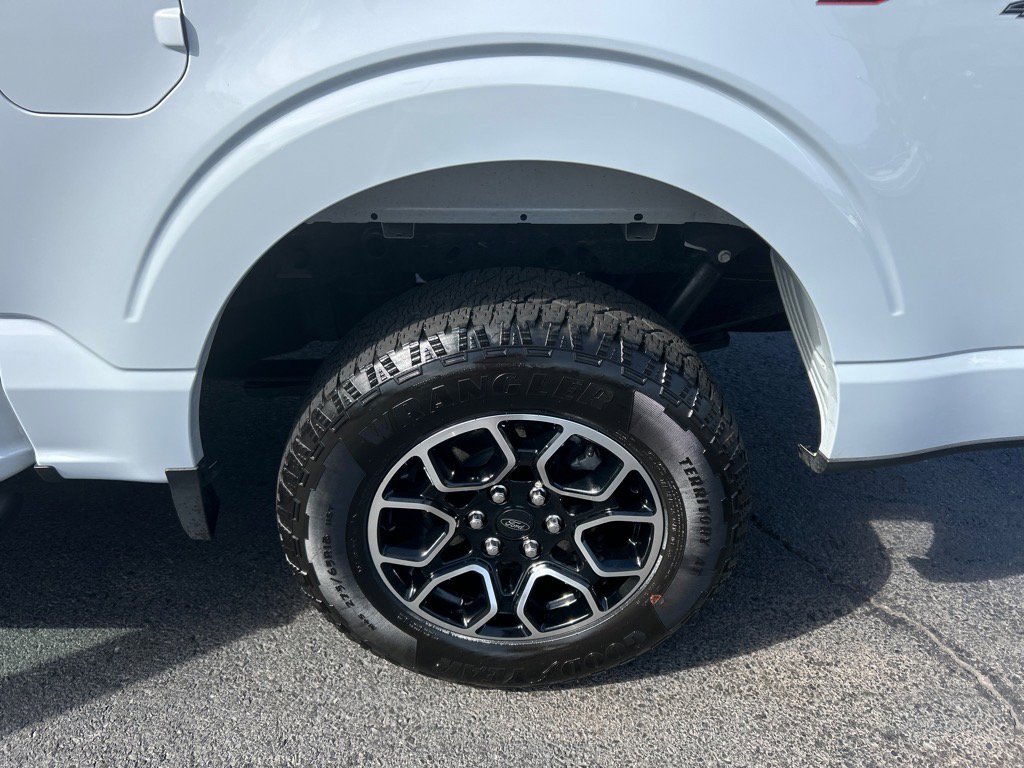 Certified 2022 Ford F150 XLT w/ Equipment Group 302A High image 32