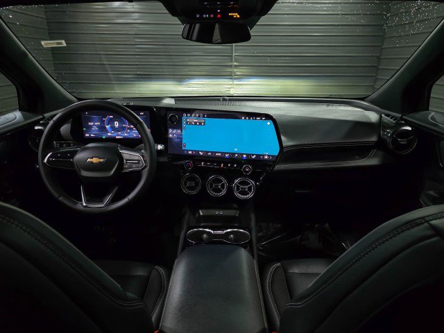 Used 2024 Chevrolet Blazer EV LT image 11