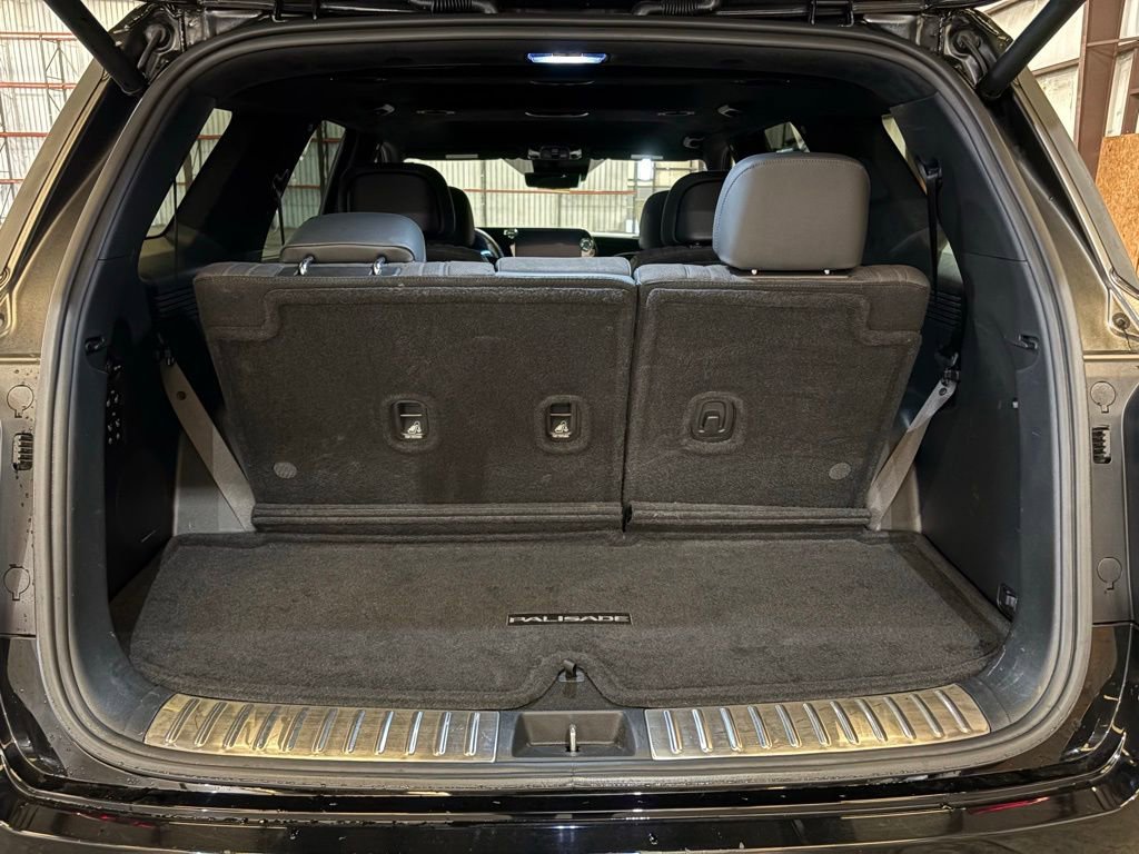 Used 2025 Hyundai Palisade Calligraphy image 13