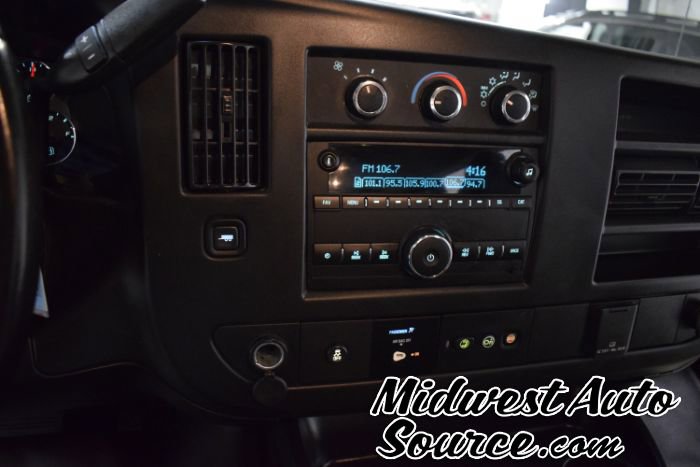 Used 2018 Chevrolet Express 2500 LS w/ Driver Convenience Package RWD image 21