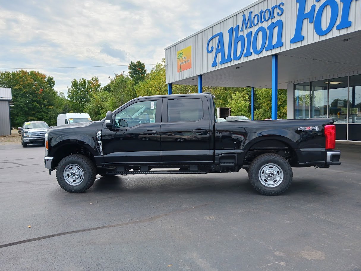 New 2026 Ford F350 XL image 32