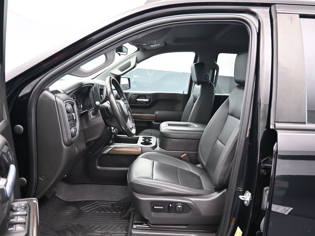 Used 2021 Chevrolet Silverado 1500 LT Trail Boss w/ Convenience Package II image 12