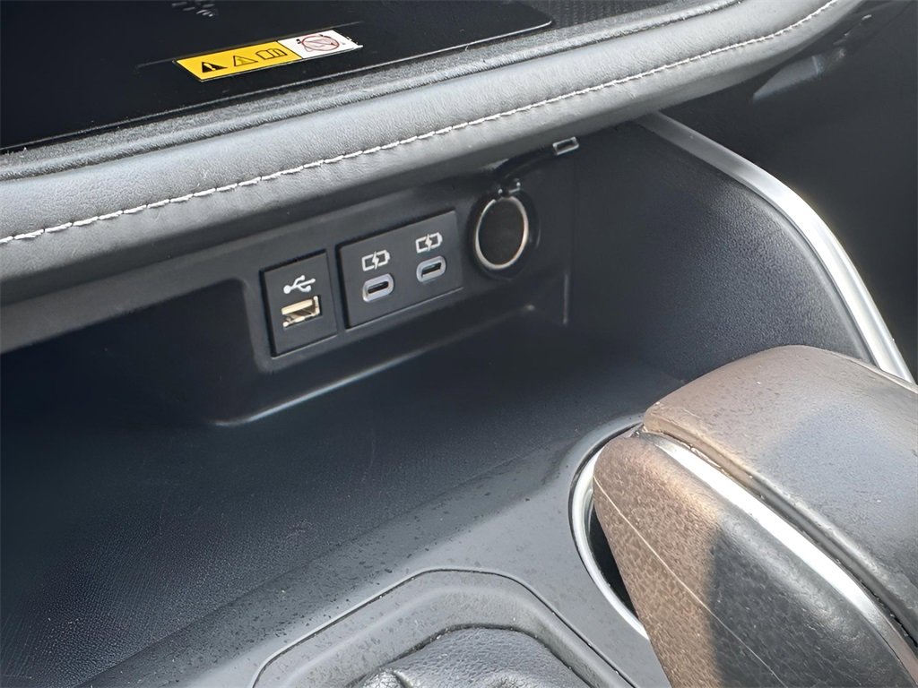 Used 2023 Toyota Highlander XLE image 29