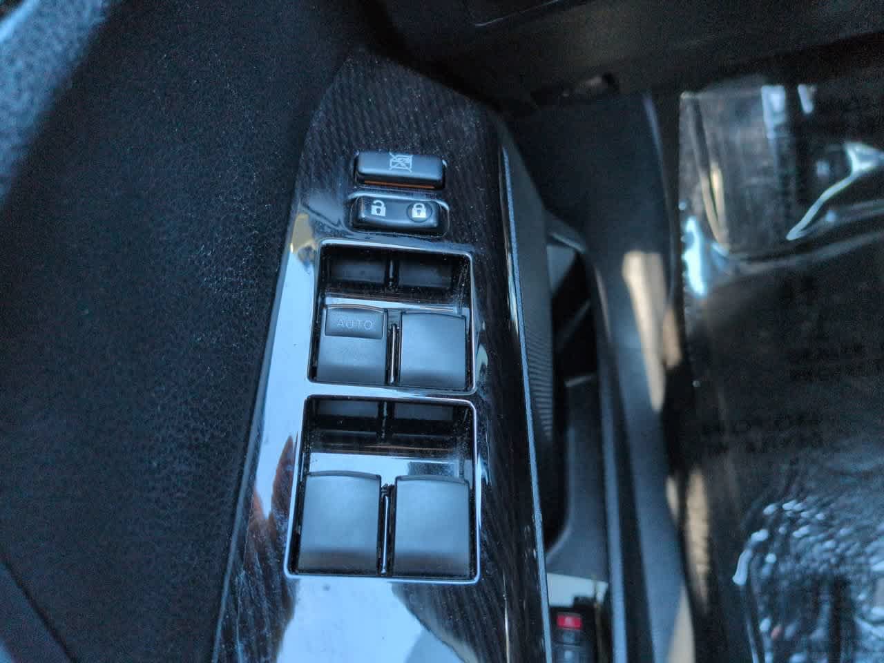 Certified 2016 Toyota RAV4 SE FWD image 23