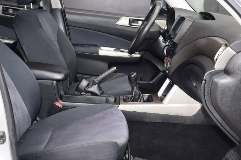 Used 2010 Subaru Forester 2.5X AWD/4WD image 24