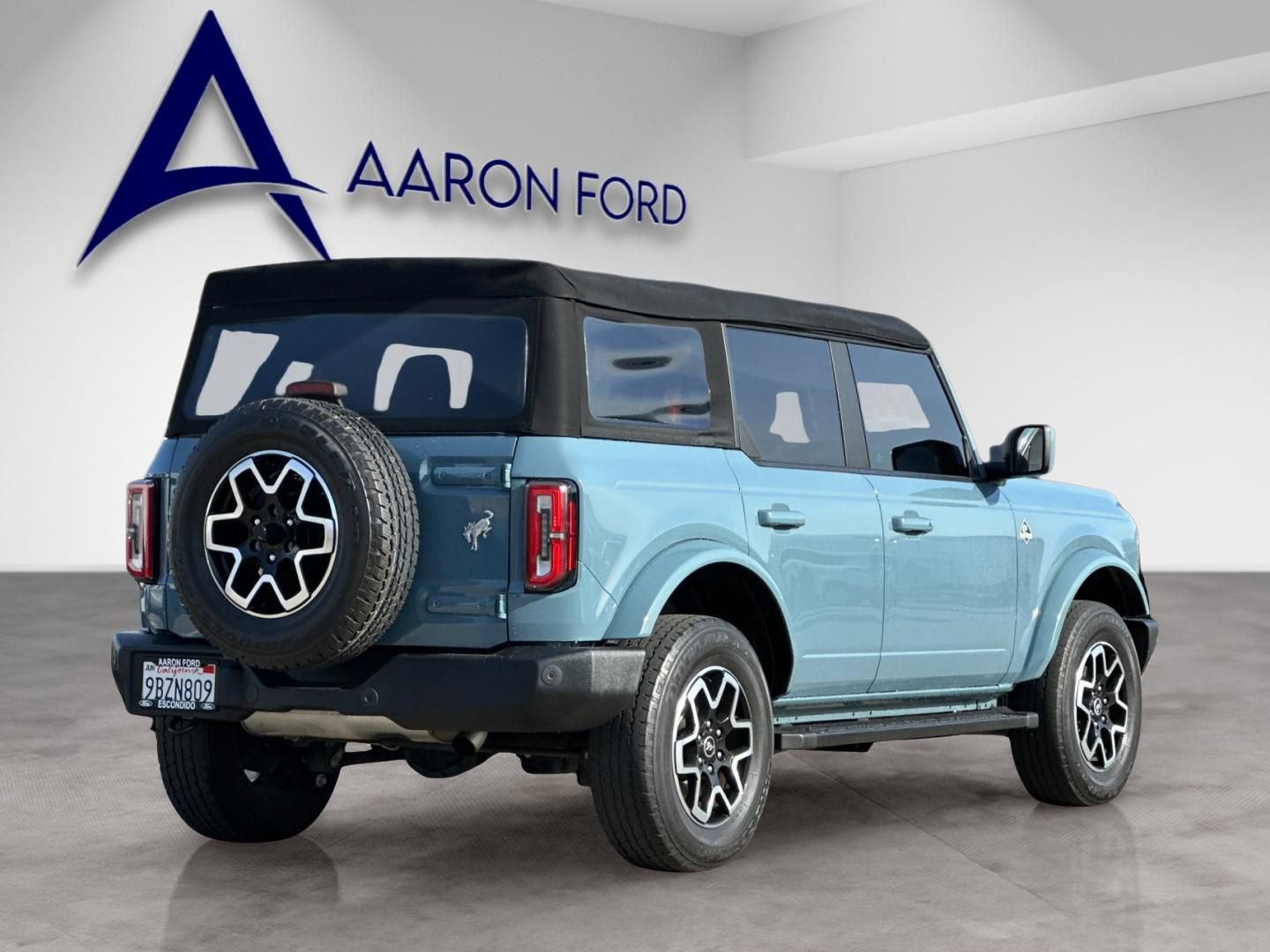 Used 2022 Ford Bronco Outer Banks image 6