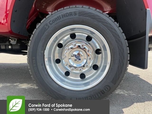 New 2026 Ford F450 Platinum w/ Platinum Plus Package AWD/4WD image 8