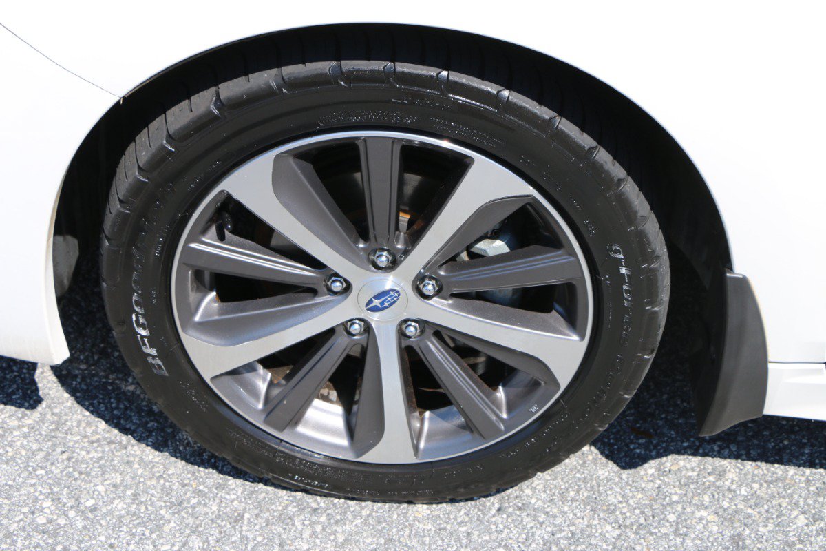 Used 2017 Subaru Legacy 2.5i Limited AWD/4WD image 13
