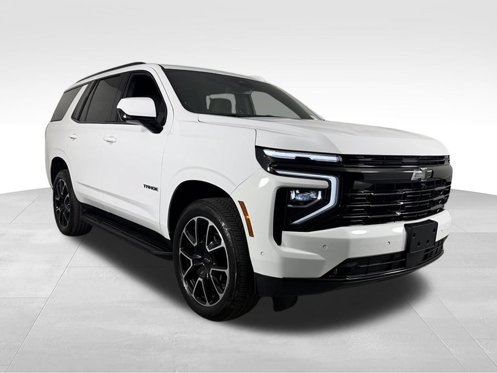 Used 2026 Chevrolet Tahoe RST AWD/4WD image 3