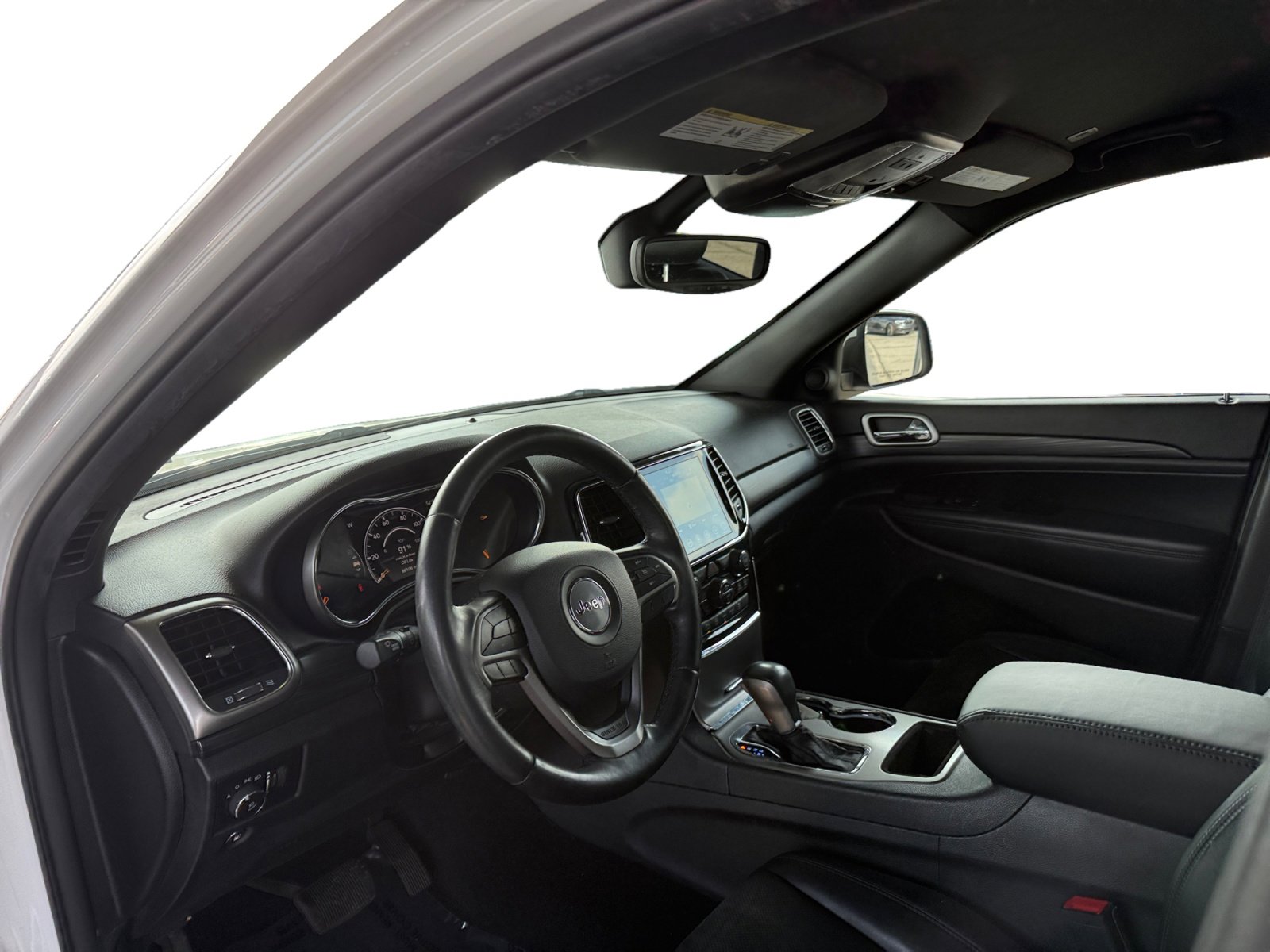 Used 2019 Jeep Grand Cherokee Altitude image 9