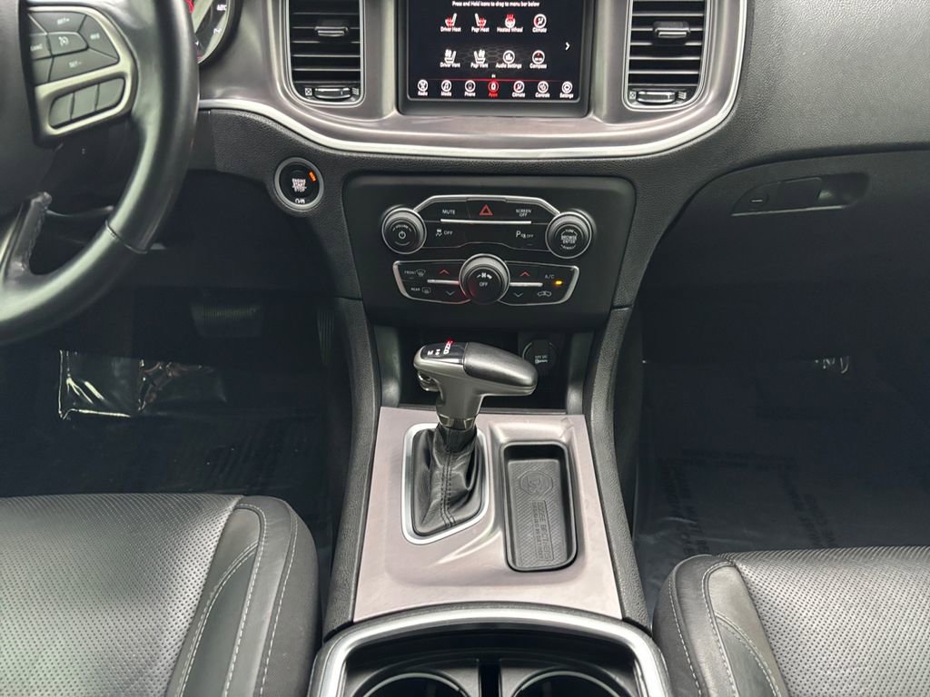 Used 2020 Dodge Charger SXT w/ Leather Interior Group image 13