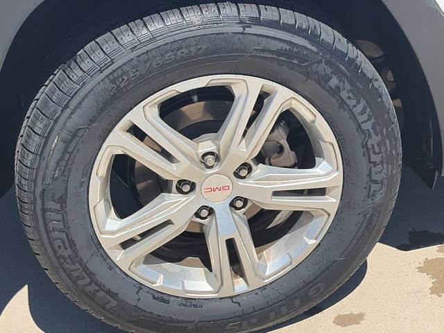 Used 2020 GMC Terrain SLE w/ Driver Convenience Package image 11