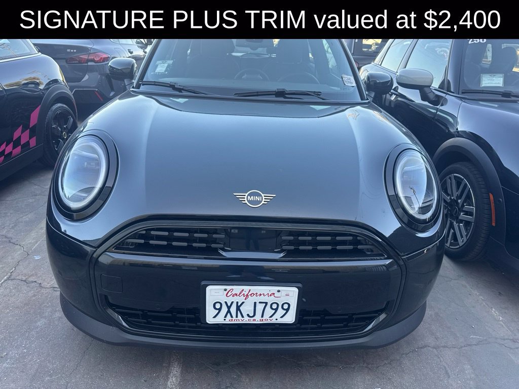 Used 2026 MINI Cooper 2-Door Hardtop FWD image 2