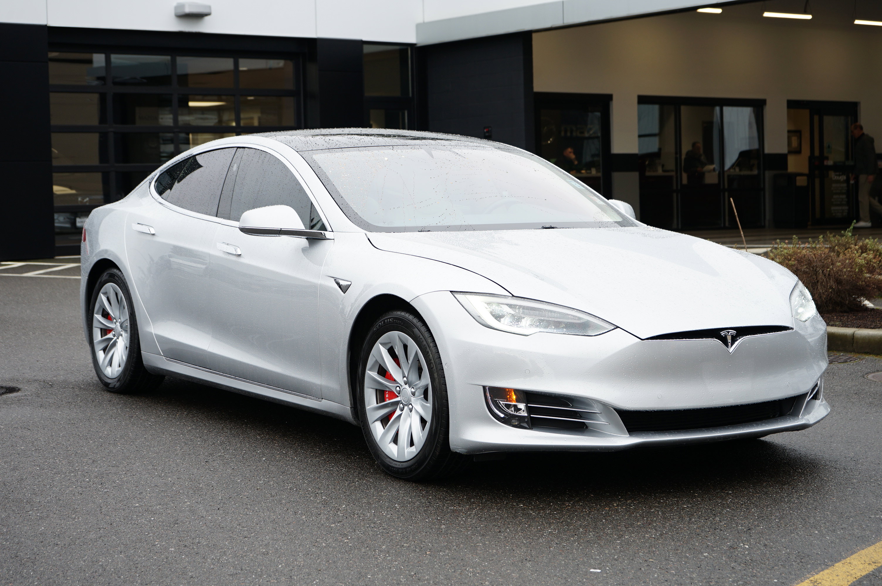 Used 2018 Tesla Model S 100D video 1