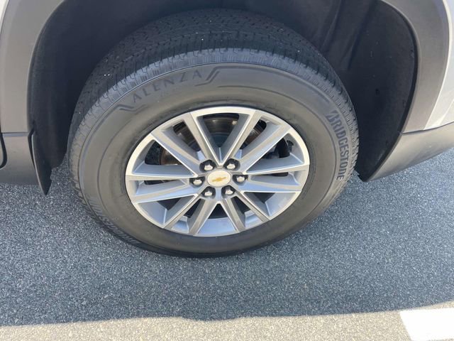 Used 2022 Chevrolet Traverse LT image 18