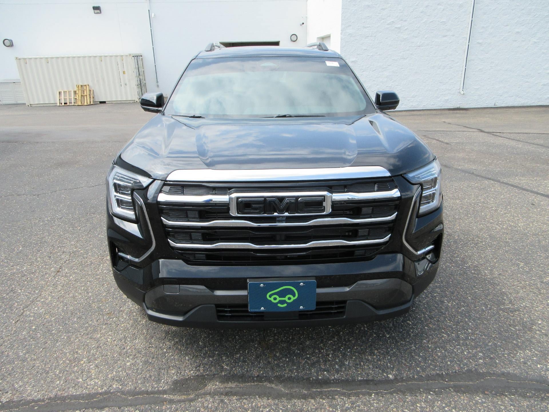 Certified 2025 GMC Terrain Elevation w/ Elevation Premium Package AWD/4WD image 2