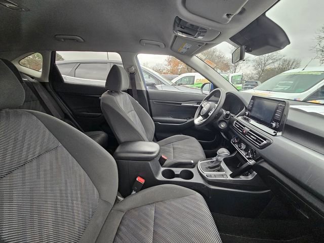 Used 2023 Kia Seltos LX image 8