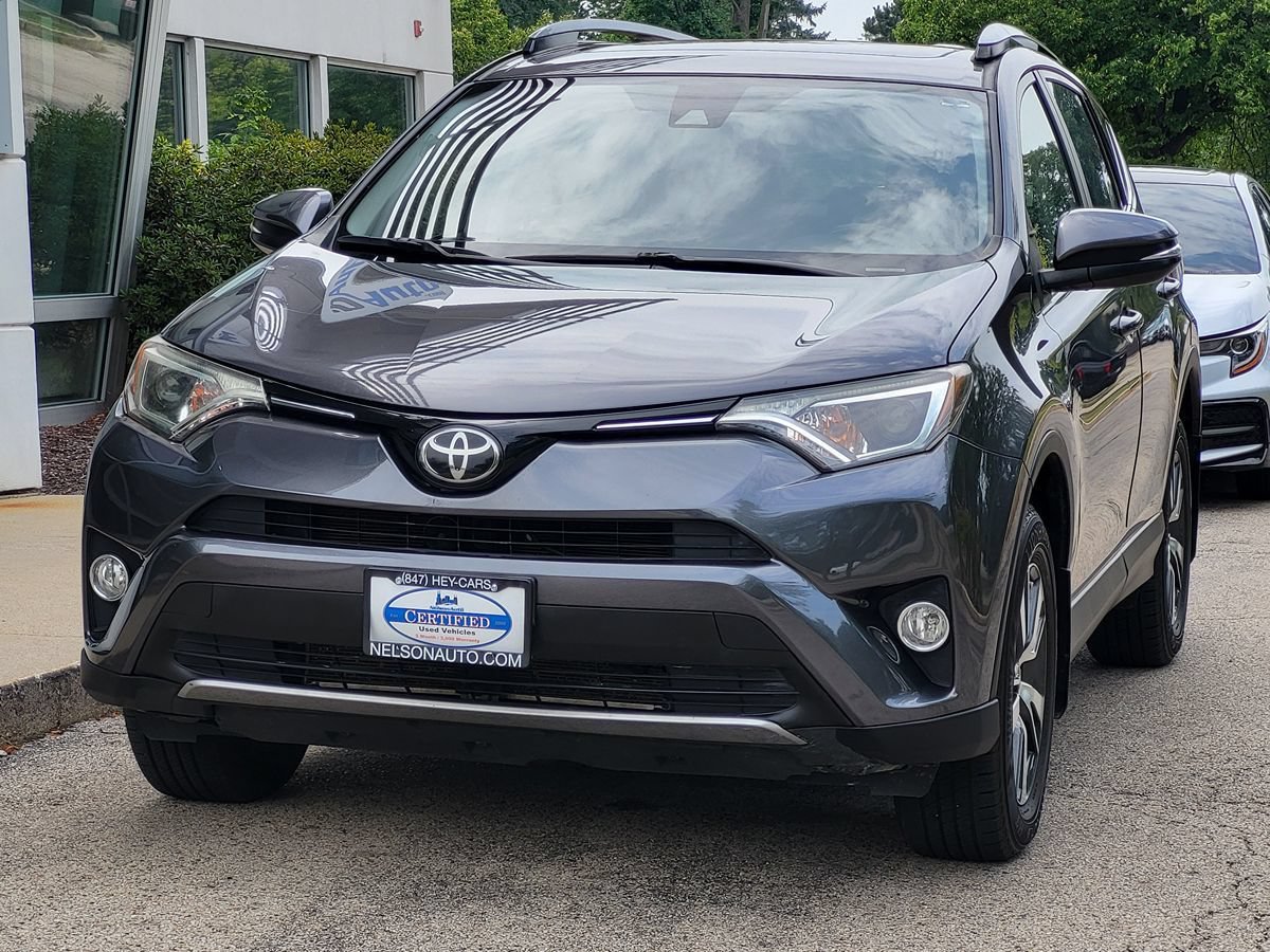 Used 2018 Toyota RAV4 XLE AWD/4WD image 11