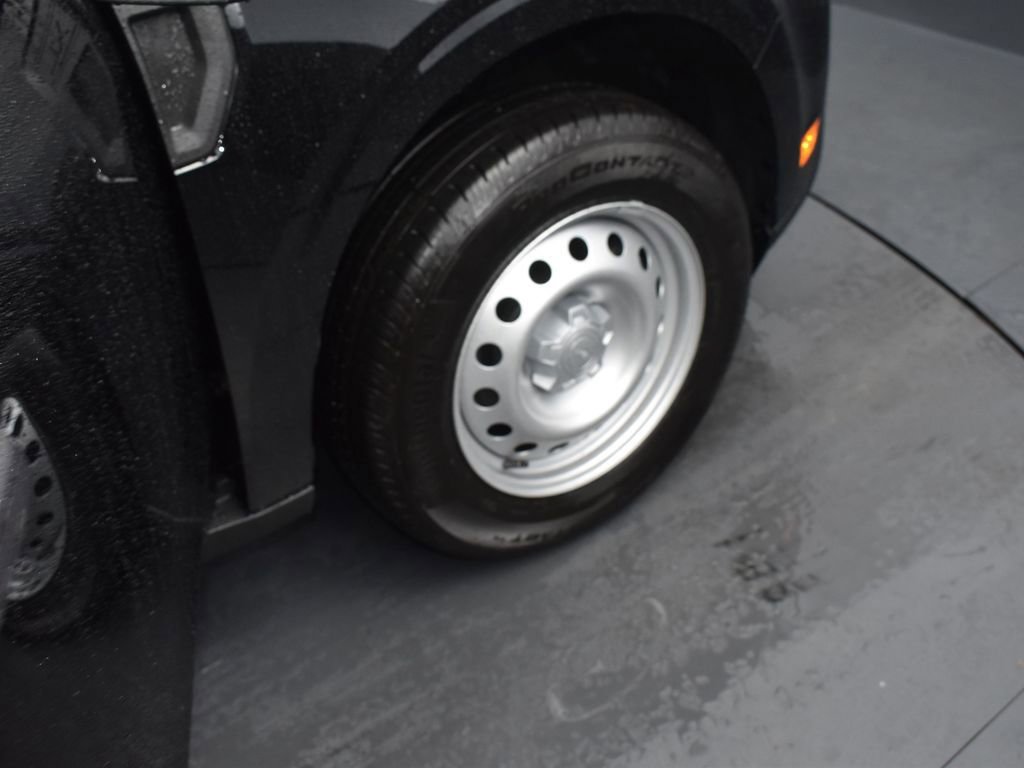 New 2026 Ford Maverick XL image 18