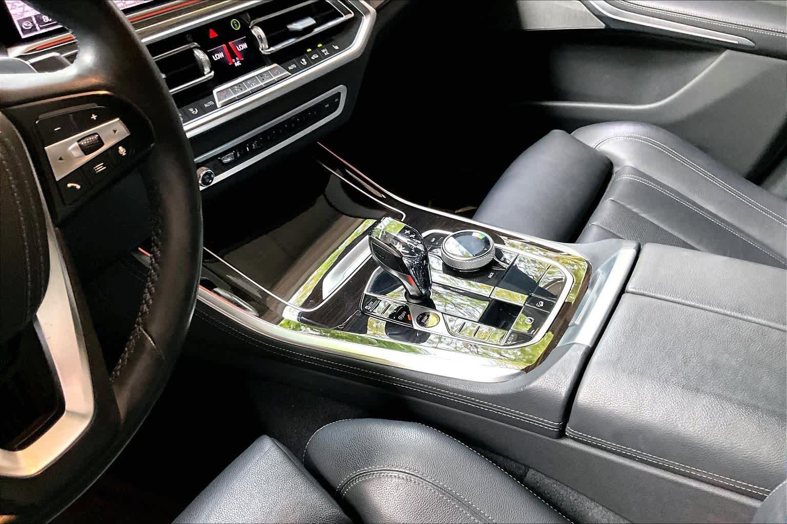 Used 2019 BMW X5 xDrive40i w/ Executive Package AWD/4WD image 16