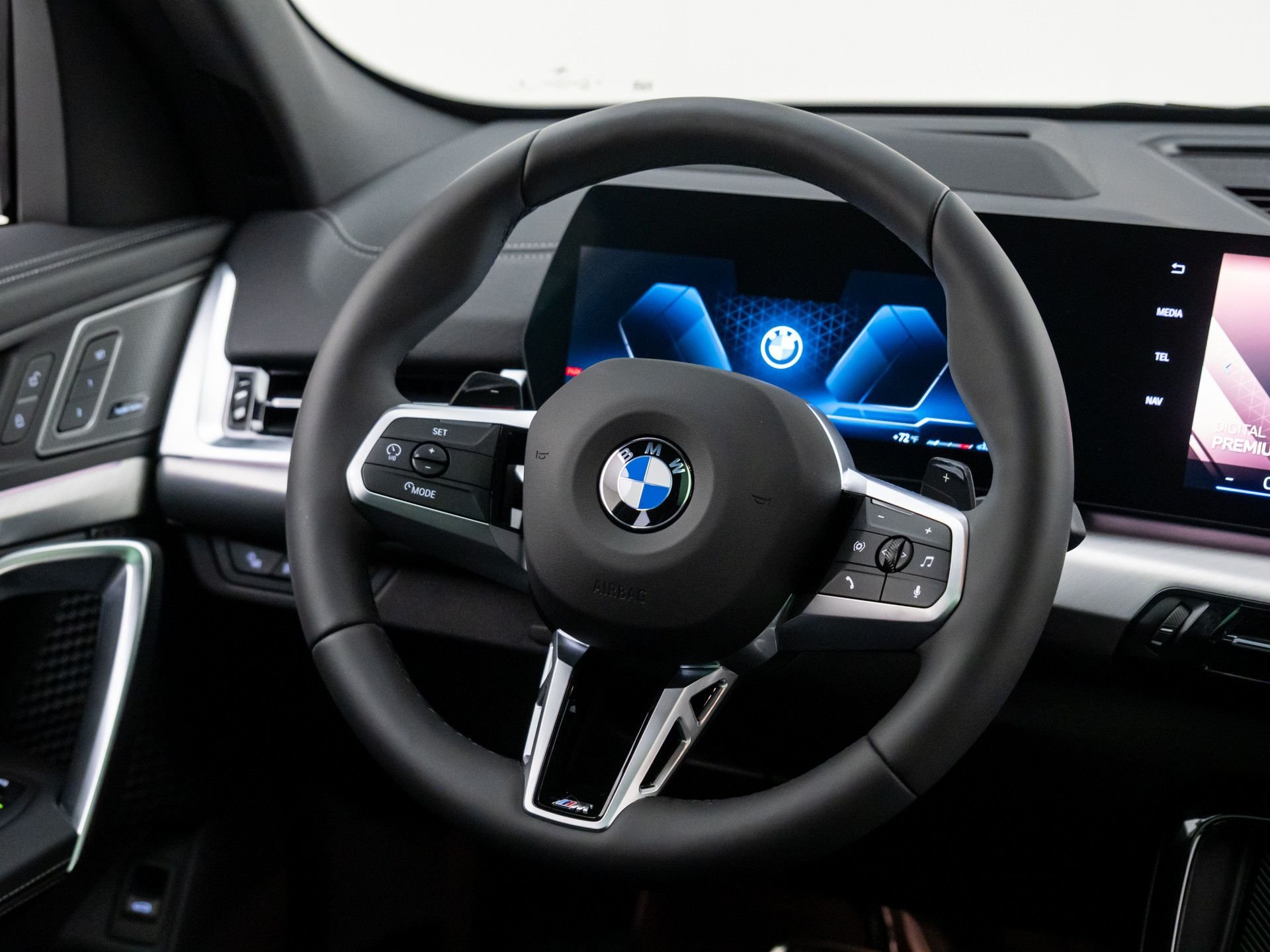 New 2026 BMW X2 xDrive28i w/ Technology Package AWD/4WD image 11