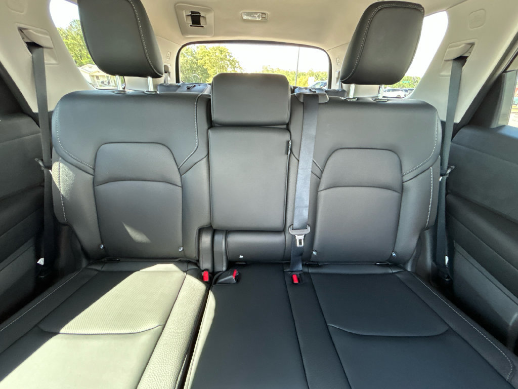 New 2026 Nissan Pathfinder SL w/ Cargo Package FWD image 27