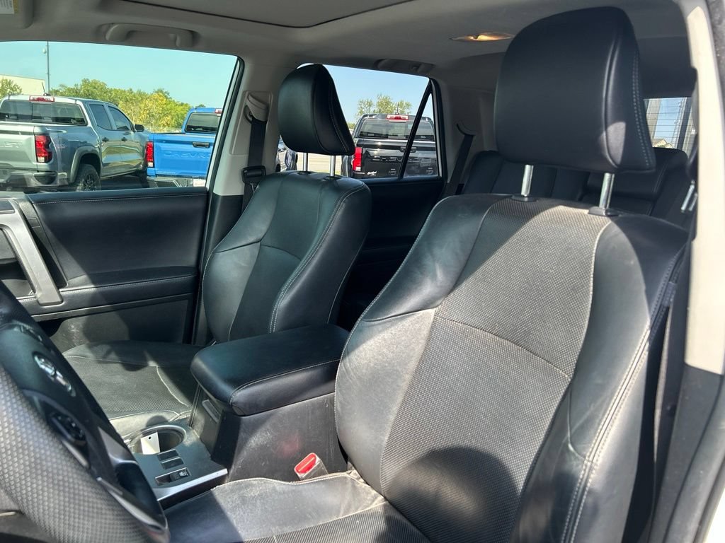 Used 2018 Toyota 4Runner Limited AWD/4WD image 15