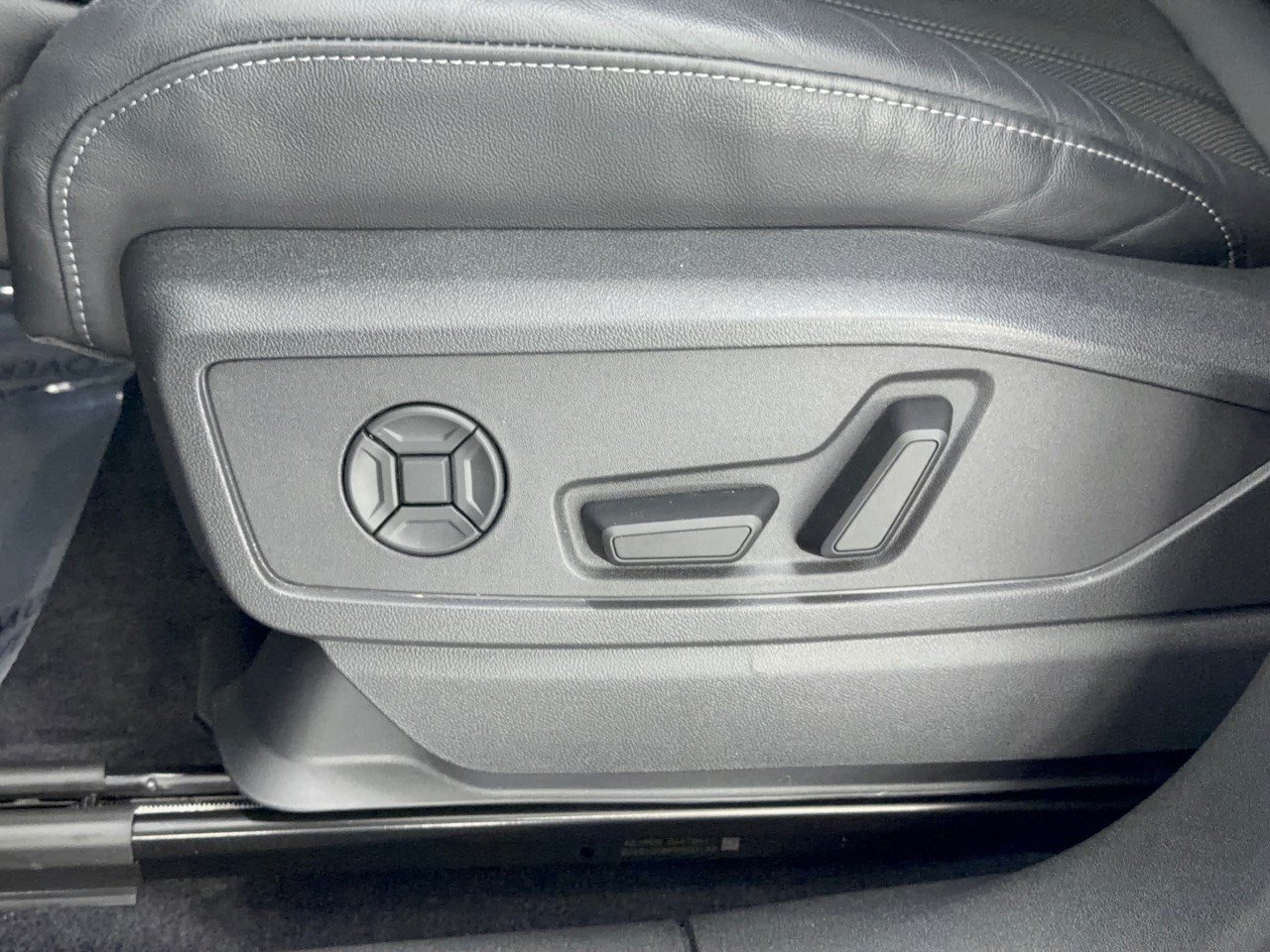 Used 2026 Audi Q5 Premium AWD/4WD image 16
