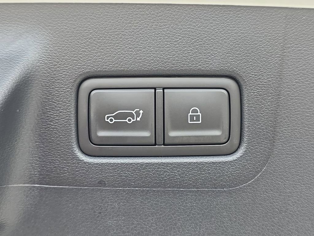 New 2026 Hyundai Santa Fe SE image 18