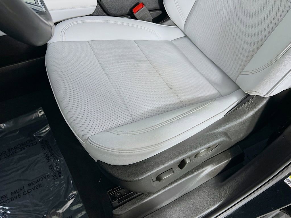 Used 2025 Chevrolet Tahoe Premier image 20