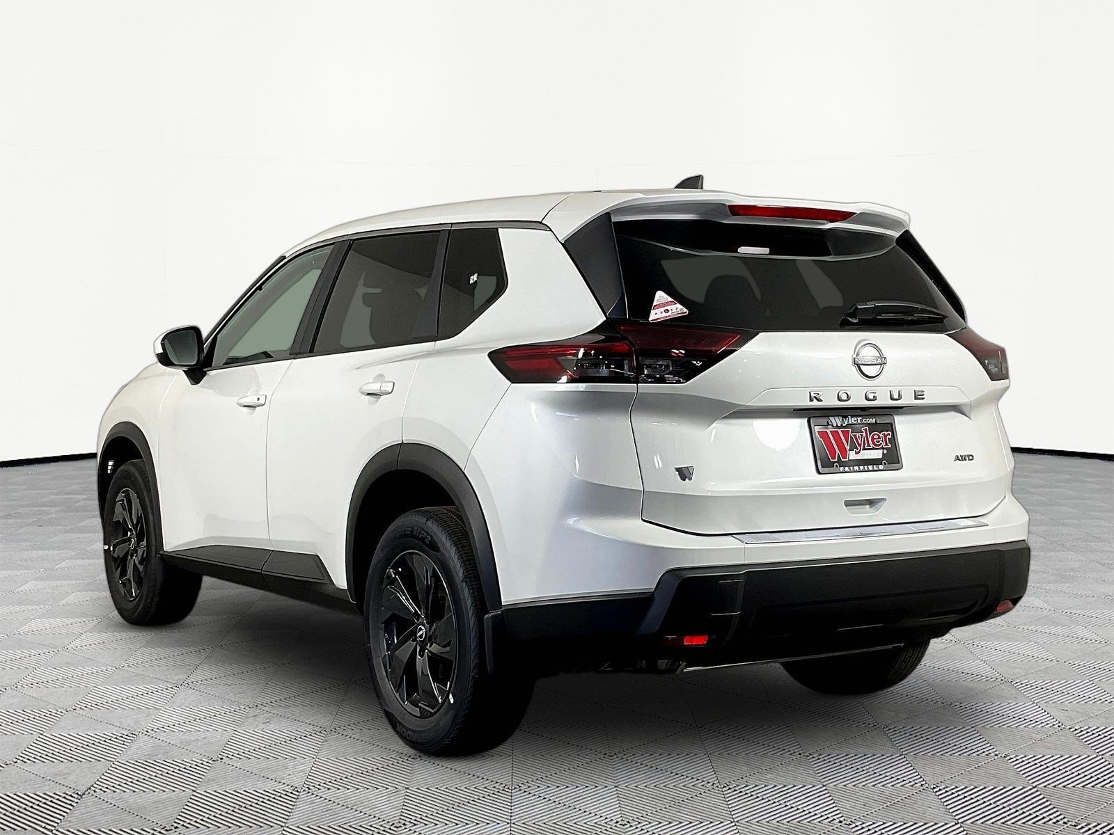 New 2026 Nissan Rogue SV w/ Cold Weather Package AWD/4WD image 4