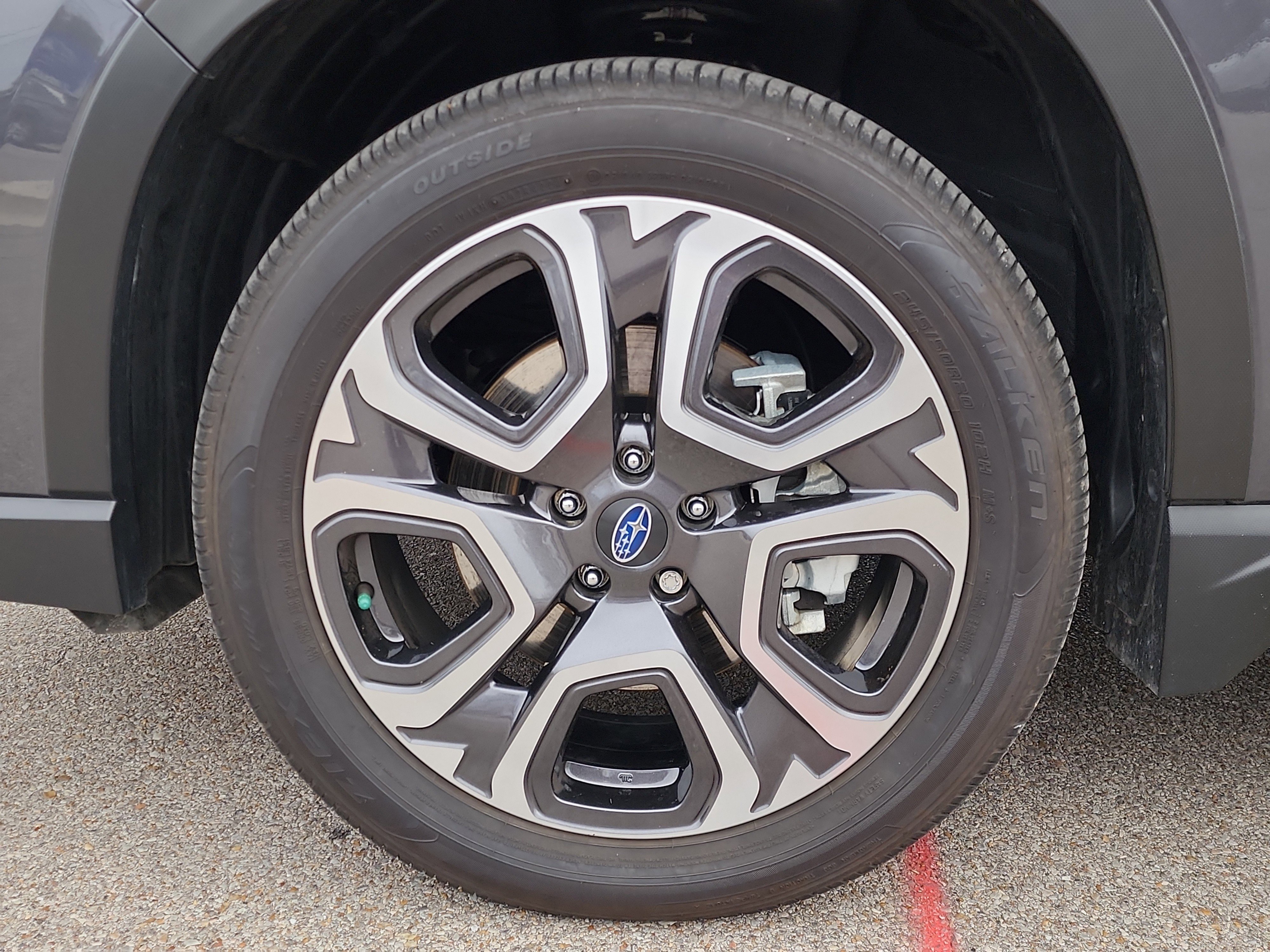 Certified 2025 Subaru Ascent Limited w/ Popular Package #1 image 9