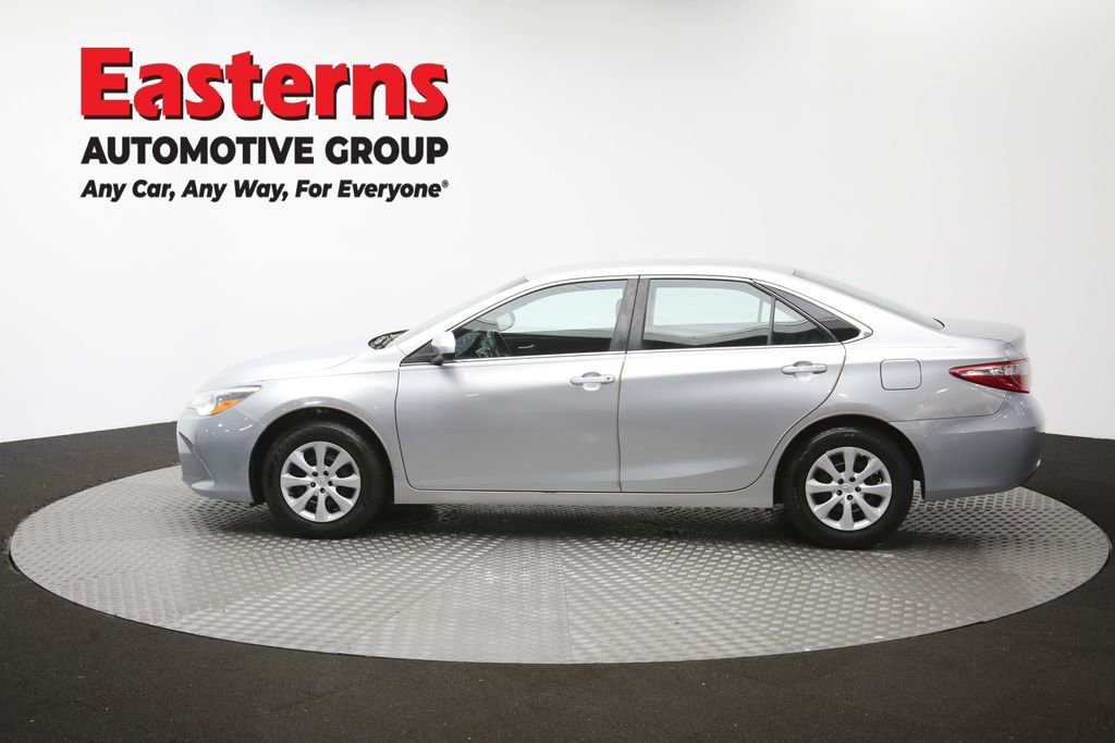 Used 2017 Toyota Camry LE FWD image 59