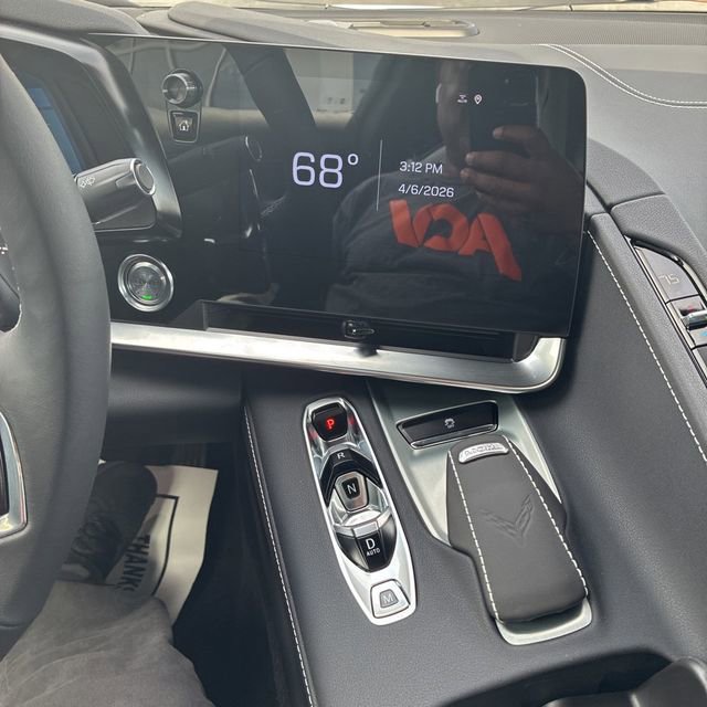 Used 2024 Chevrolet Corvette Z06 image 16