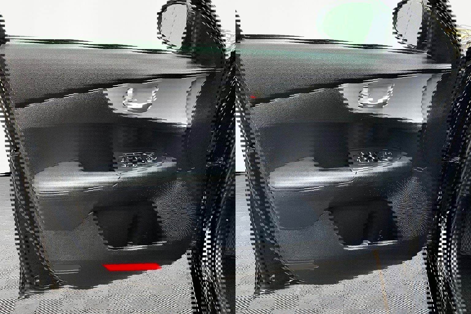 Certified 2023 Kia Forte LXS w/ LXS Technology Package image 20